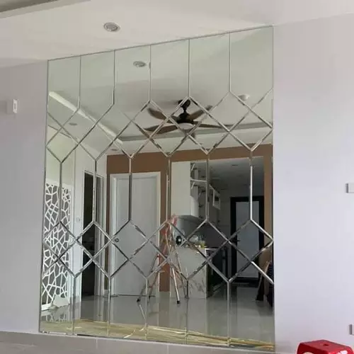 آینه دکوراتیو