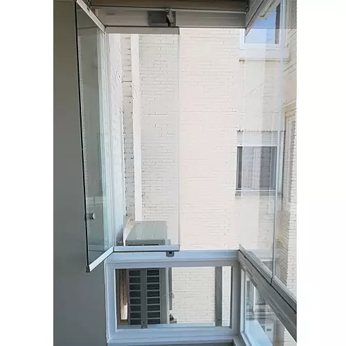 شیشه تاشو بالکن